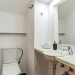 4256 - Ab Les Corts Bi شقة برشلونة