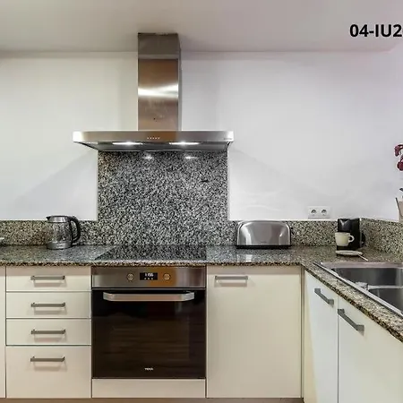 4256 - Ab Les Corts Bi Apartment *