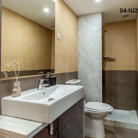 4256 - Ab Les Corts Bi Apartment *